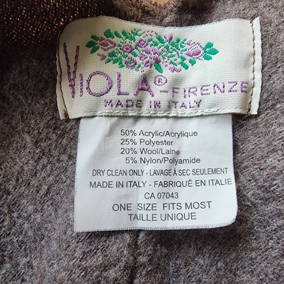 Viola Firenze Ruffled Open Front Lettuce Edge Shawl/Wrap One Size Made In Italy - Picture 4 of 5